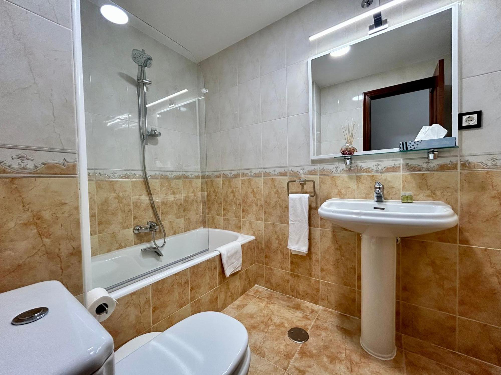 Bicis & Vacas Hotel La Pola de Gordon Ngoại thất bức ảnh