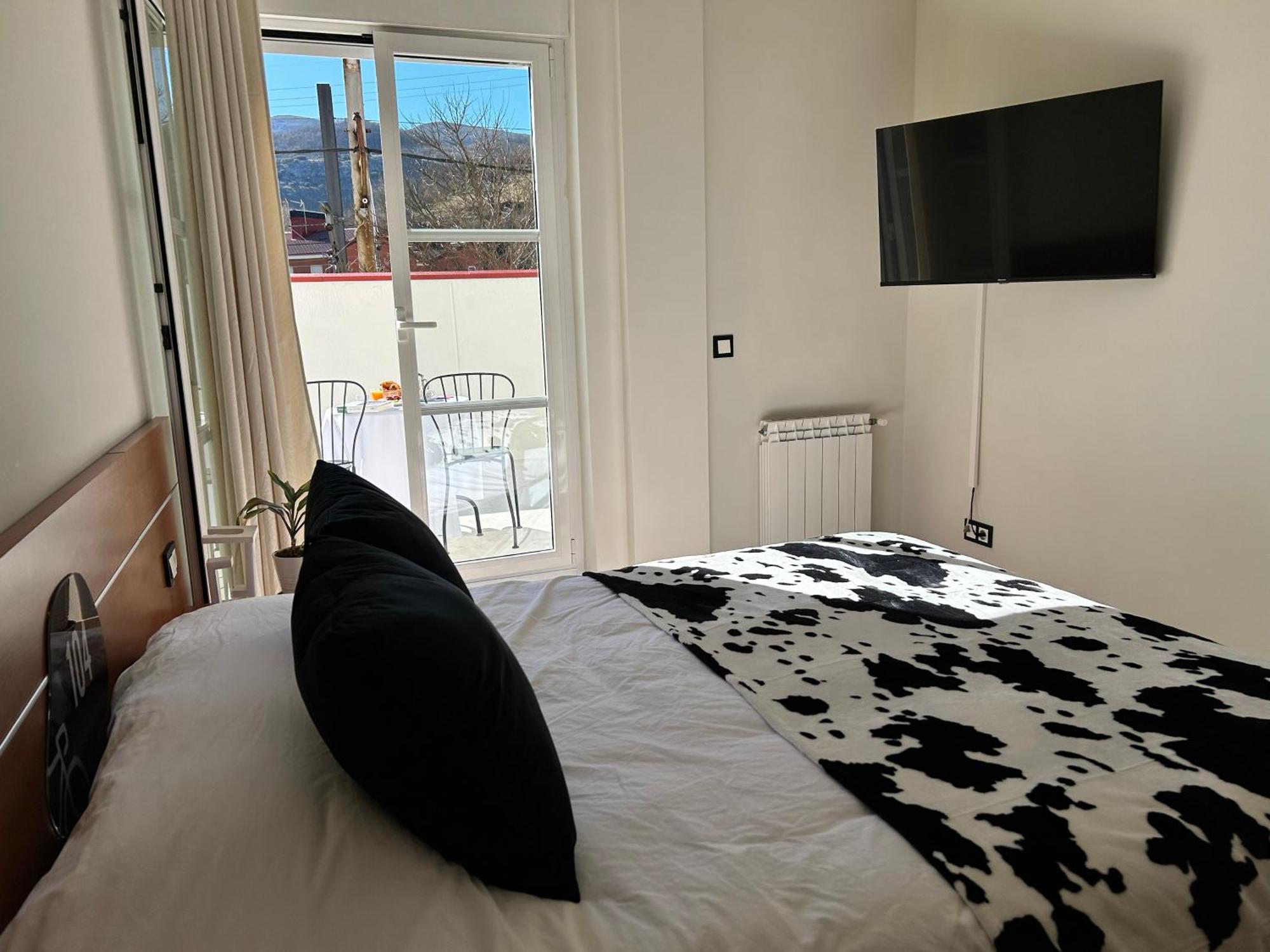 Bicis & Vacas Hotel La Pola de Gordon Ngoại thất bức ảnh